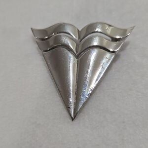 Givenchy 1979 Brooch